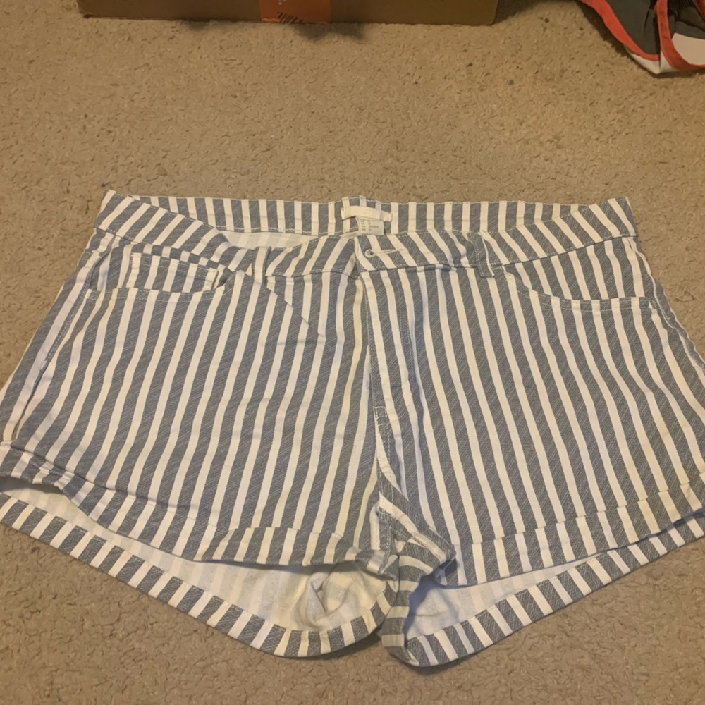 High wasted shorts